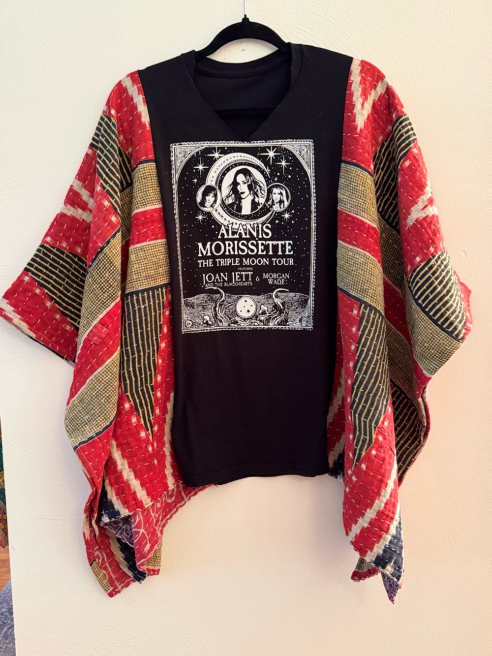ALANIS MORISSETTE Reworked Band Tee Poncho Style  Oversized Granny D Original